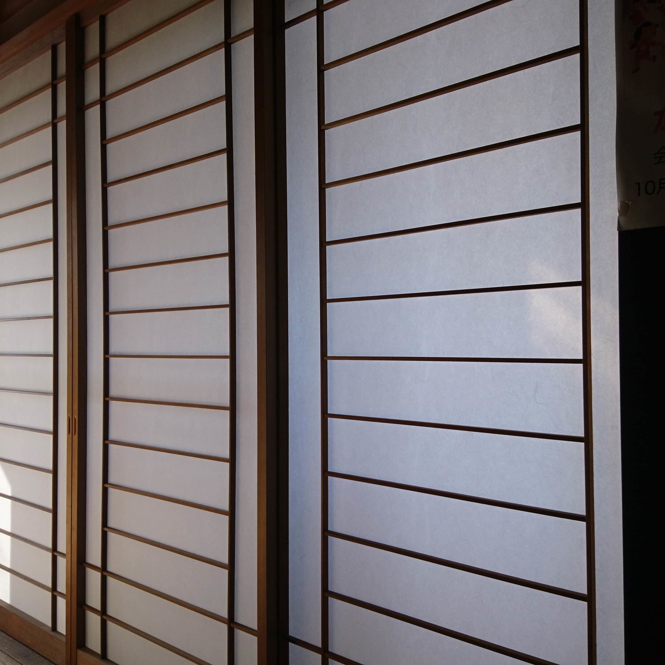 障子の貼替え 岩倉市 | 障子の貼替えなら建具修理の窓口岩倉市