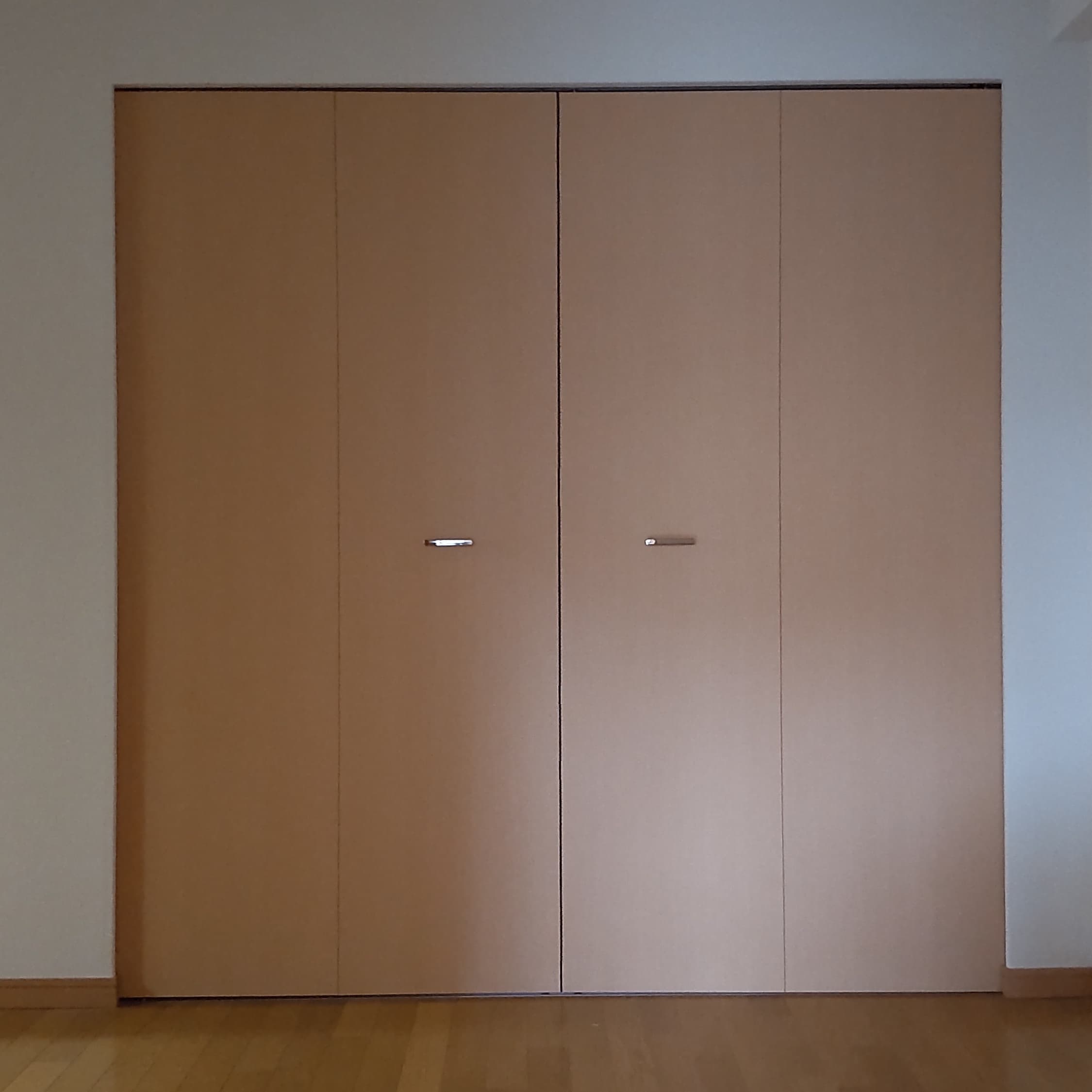 収納折戸新調 岩倉市 | 収納折戸新調なら建具修理の窓口岩倉市